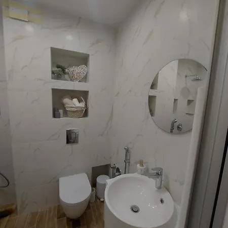 Toni'S Hidden Gem Apartment Kazanlak Exterior photo